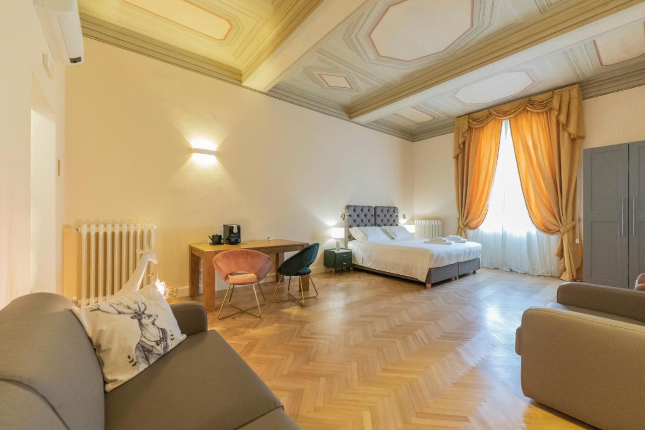 Aldrovandi Luxury Suites And Apartment Bologna Eksteriør billede