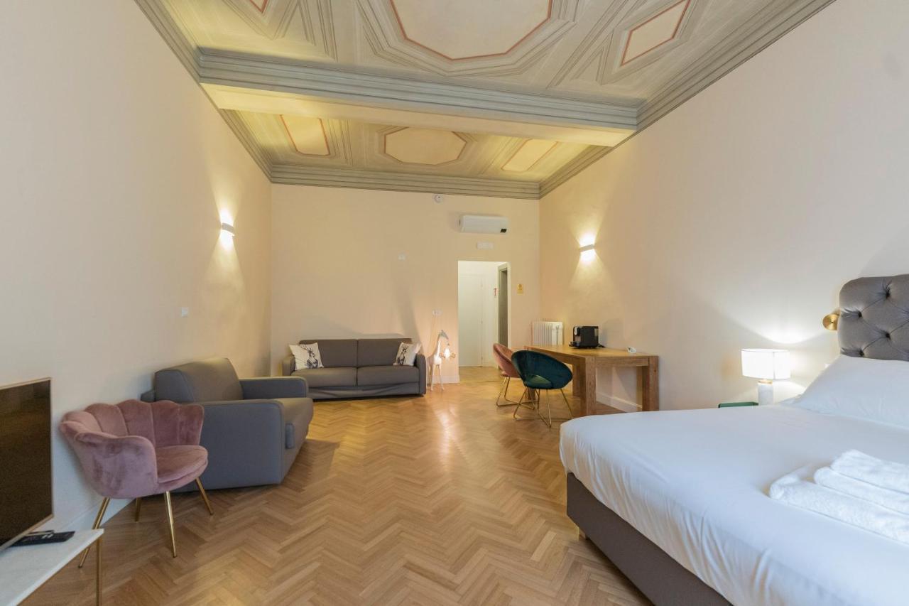 Aldrovandi Luxury Suites And Apartment Bologna Eksteriør billede
