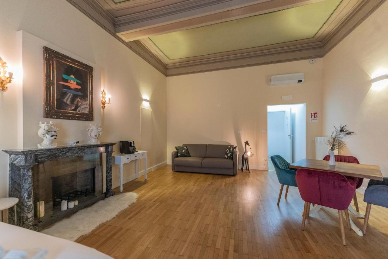 Aldrovandi Luxury Suites And Apartment Bologna Eksteriør billede
