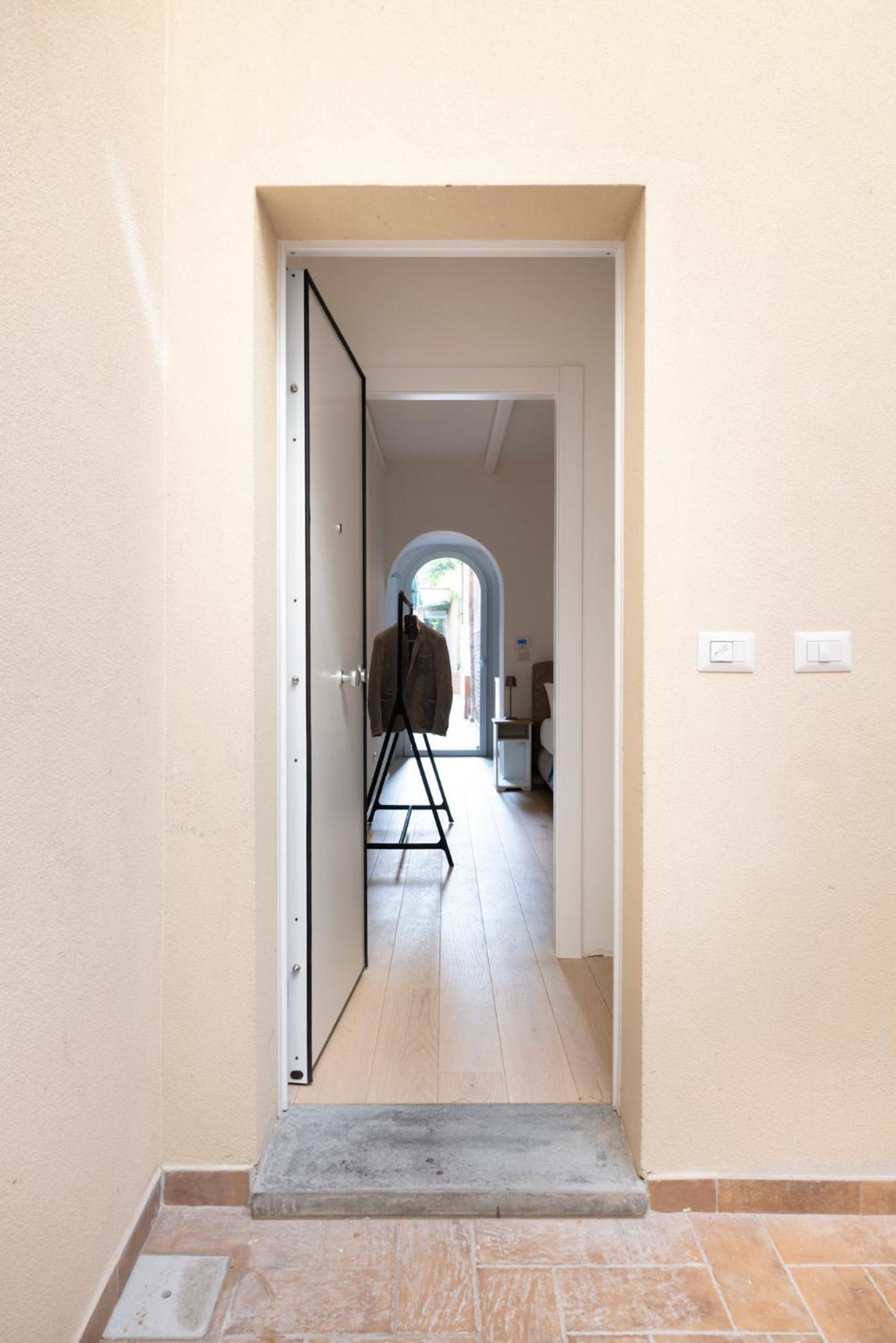 Aldrovandi Luxury Suites And Apartment Bologna Eksteriør billede