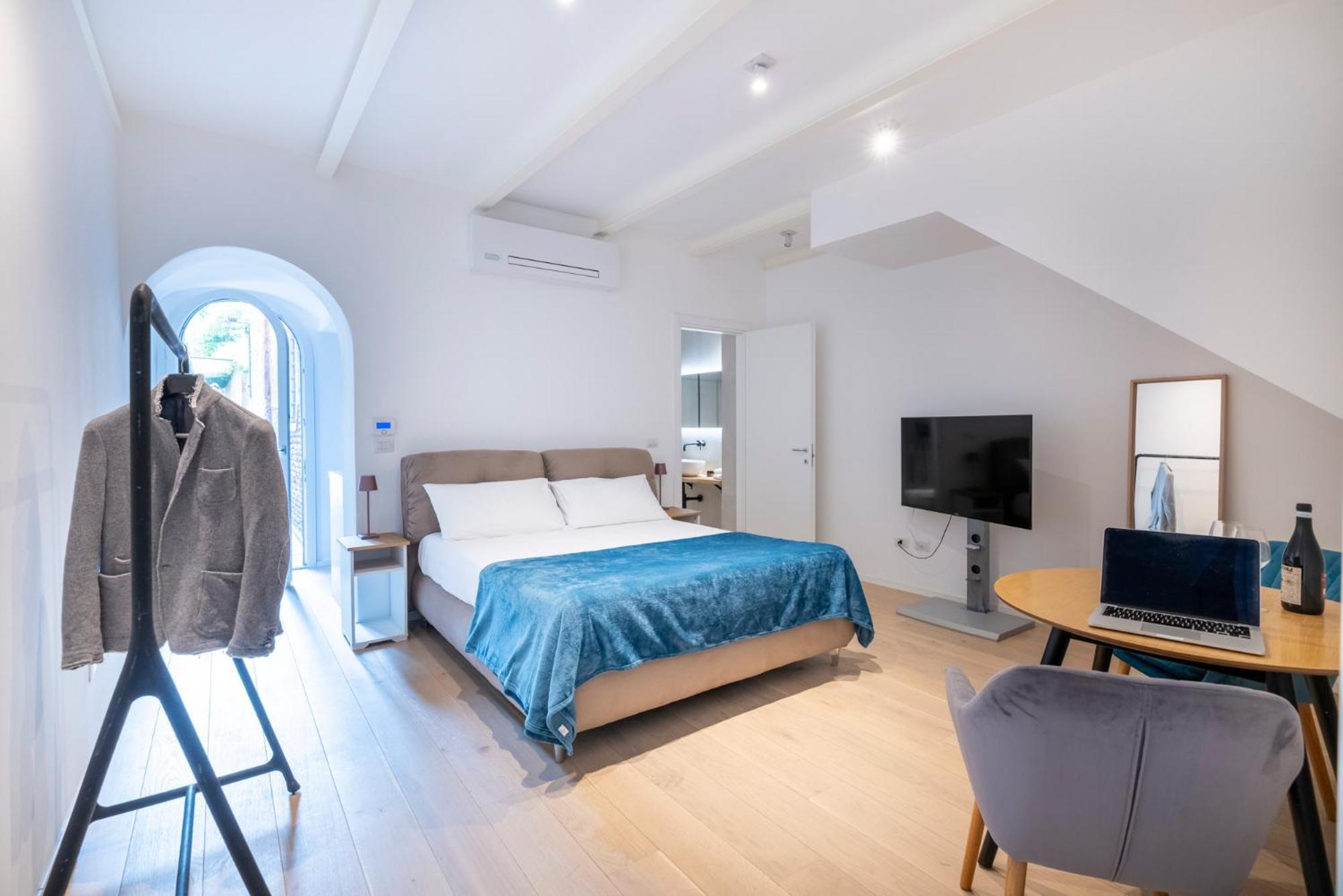 Aldrovandi Luxury Suites And Apartment Bologna Eksteriør billede